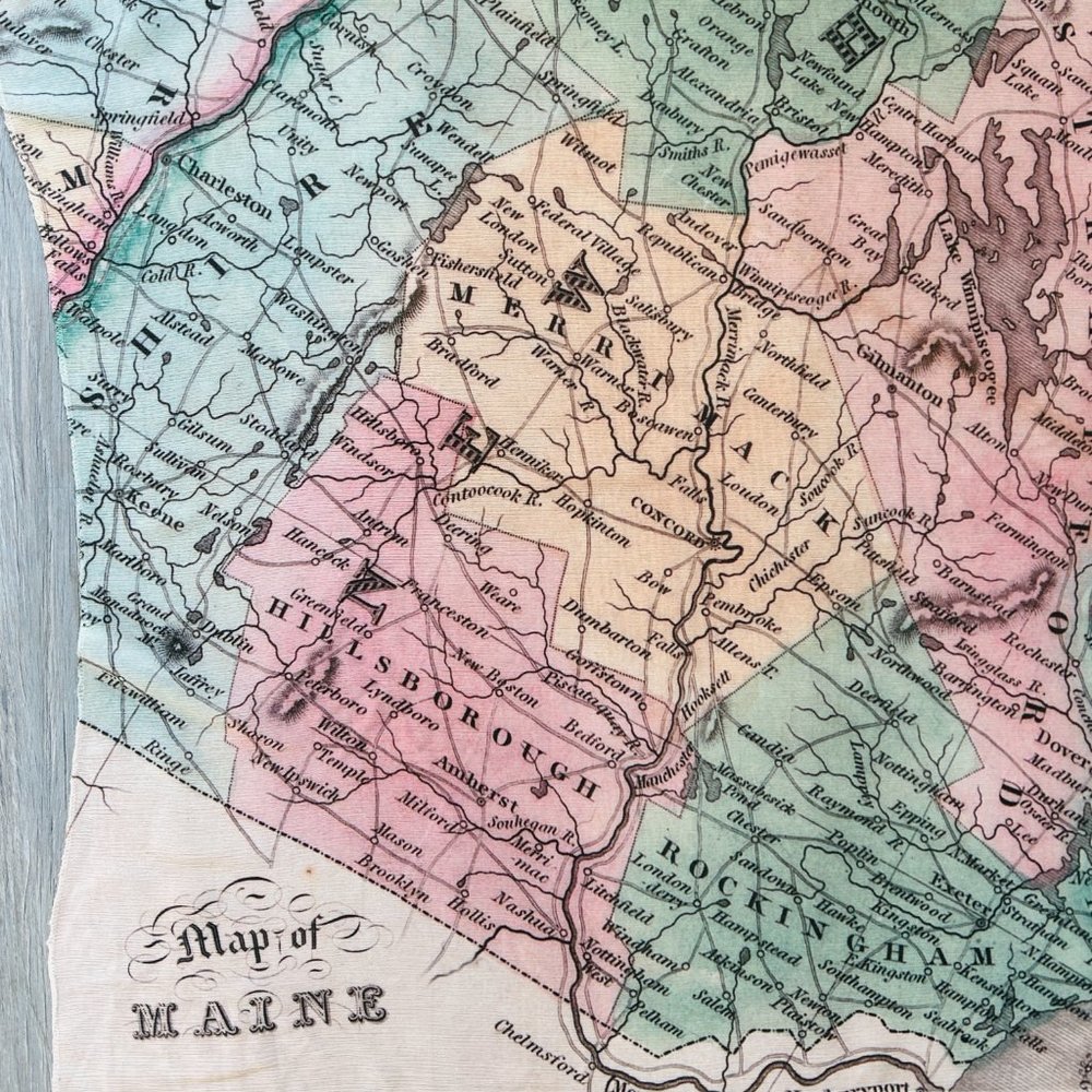 NEW without TAGS wrap with vintage map of Maine - Picture 5 of 9